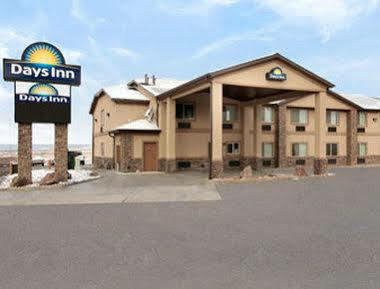 Days Inn By Wyndham Бивер Экстерьер фото